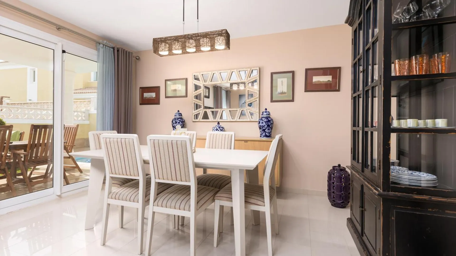 Home2Book Luxury Villa Pool & Terrace, Corralejo 0*,
